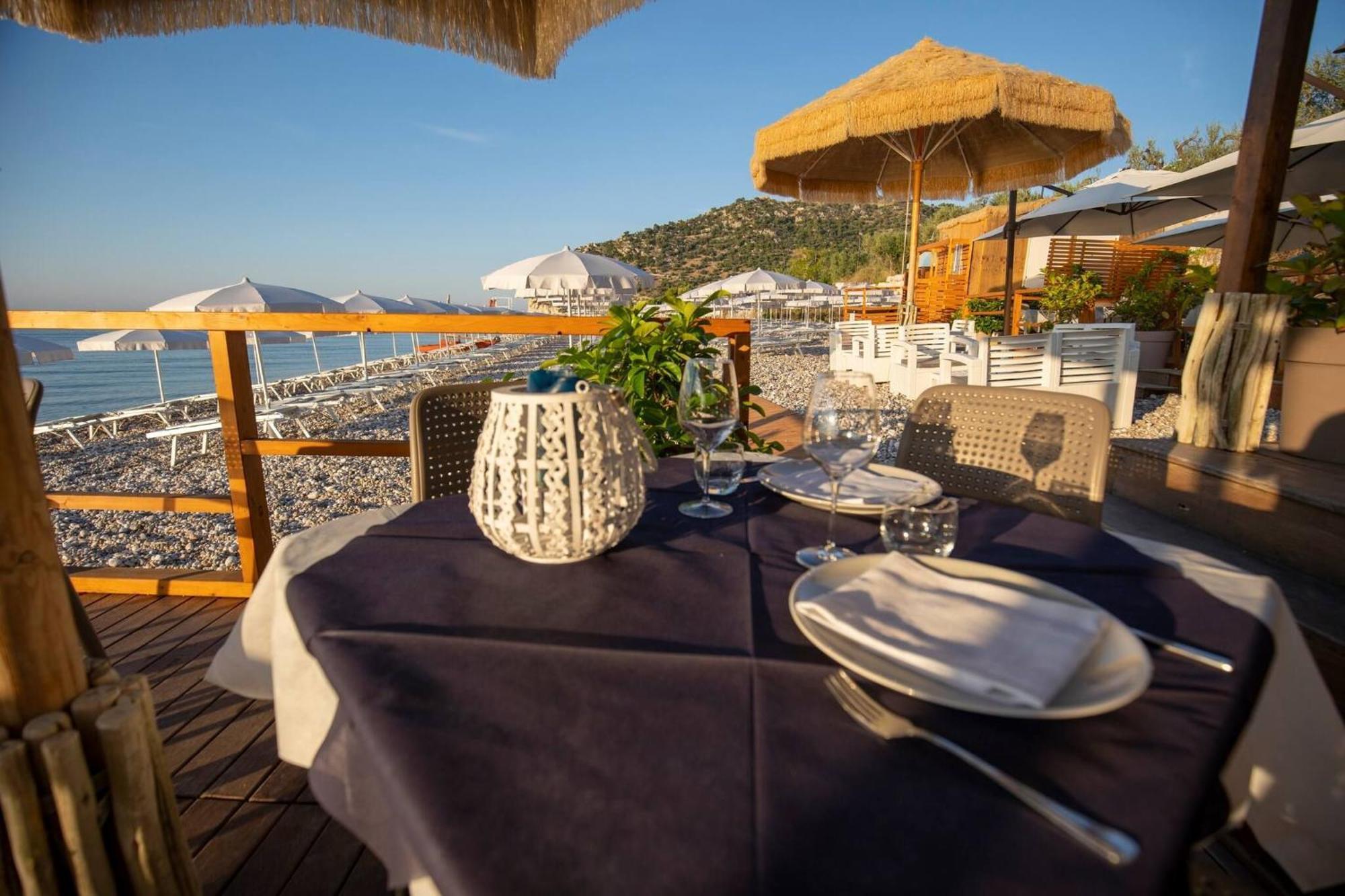 Saracena Holiday Home Featured With Private Beach And Swimming Pool มัตตีนาตา ภายนอก รูปภาพ