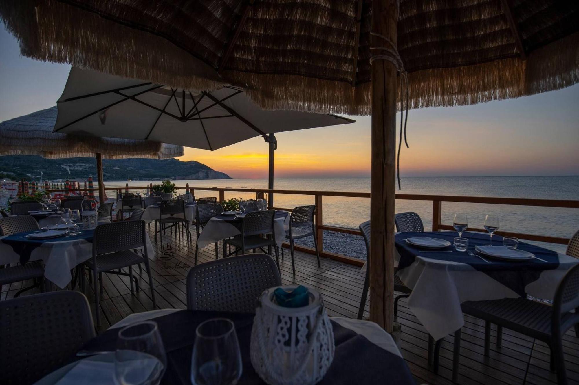 Saracena Holiday Home Featured With Private Beach And Swimming Pool มัตตีนาตา ภายนอก รูปภาพ