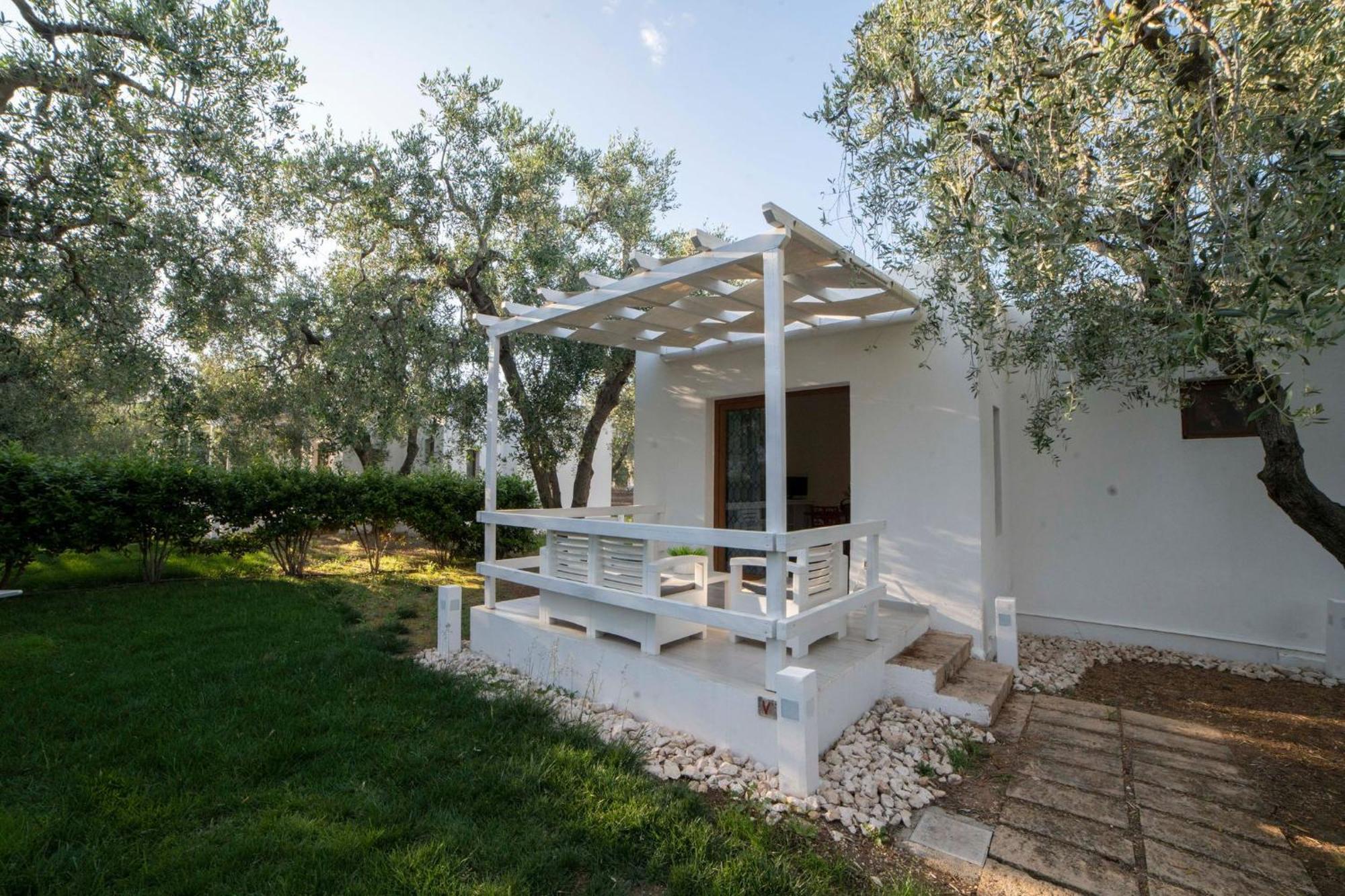 Saracena Holiday Home Featured With Private Beach And Swimming Pool มัตตีนาตา ภายนอก รูปภาพ